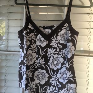 Brown linen tank with flower pattern